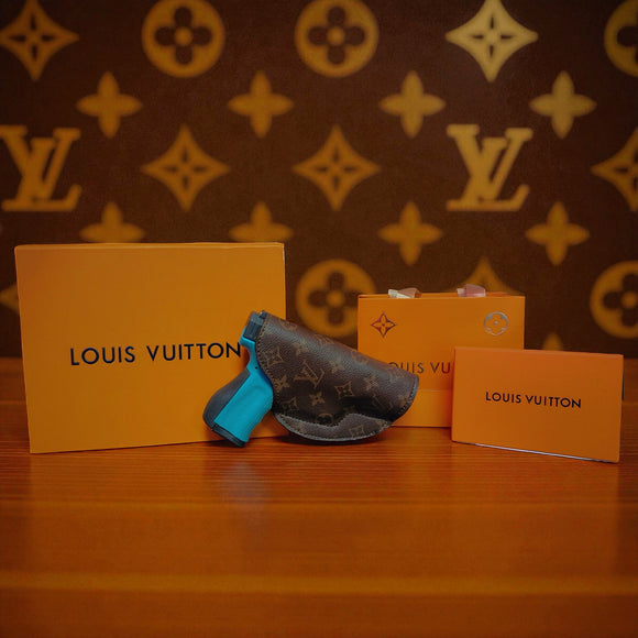 Authentic Bullseye concealed semi automatic holster